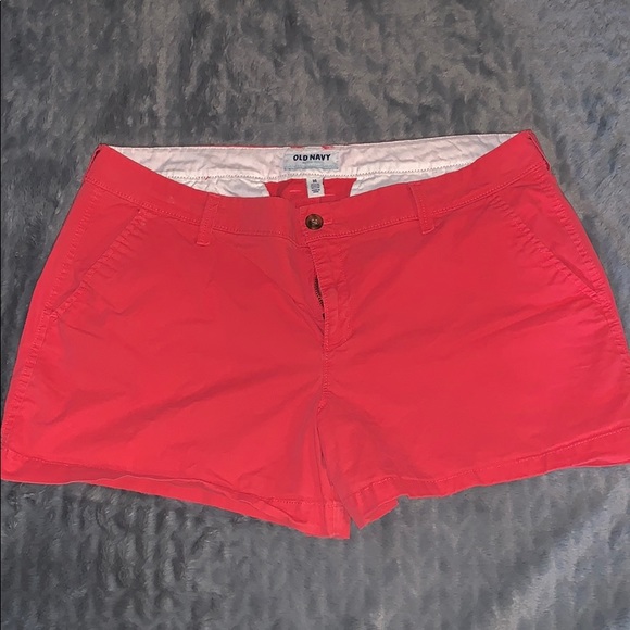 Old Navy Pants - ❤️Old Navy khaki Chino short size 14